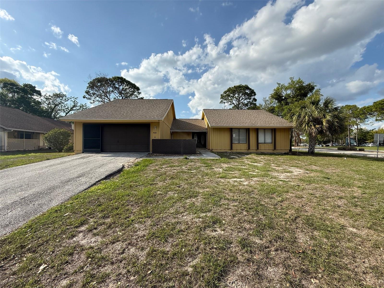 9085 Heather Blvd, FL