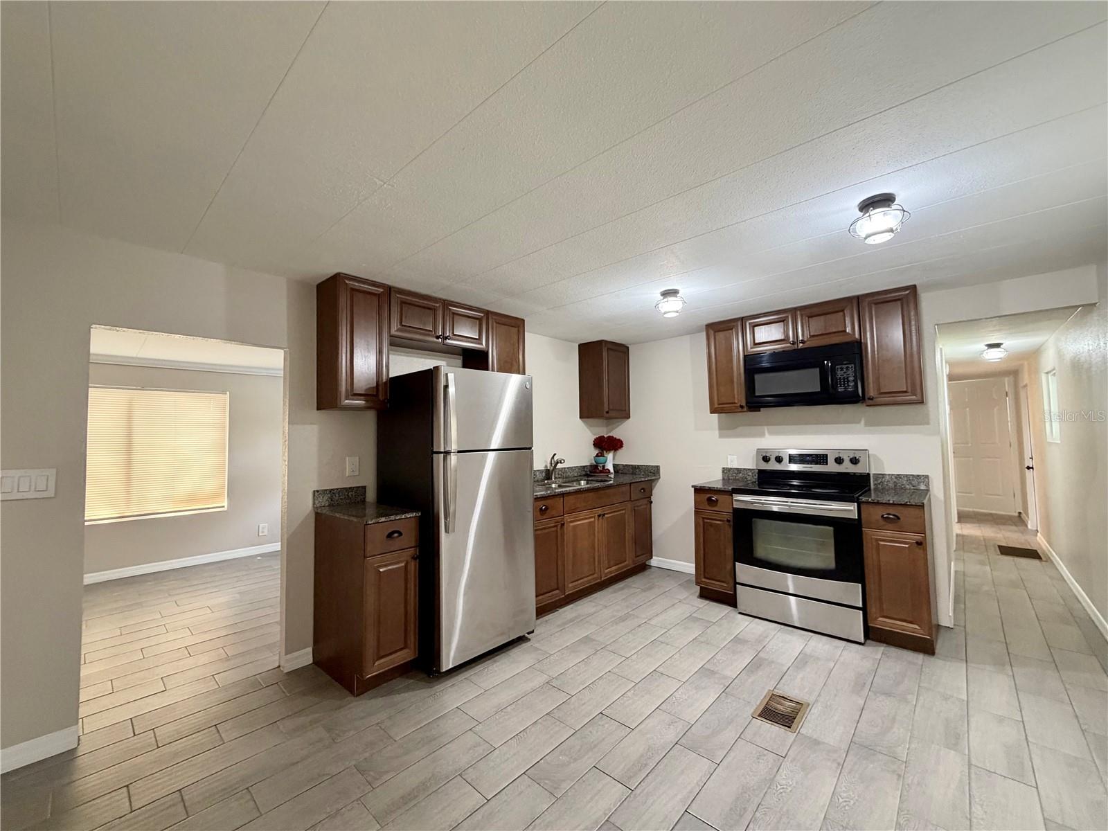 7037 Lofty Drive, FL