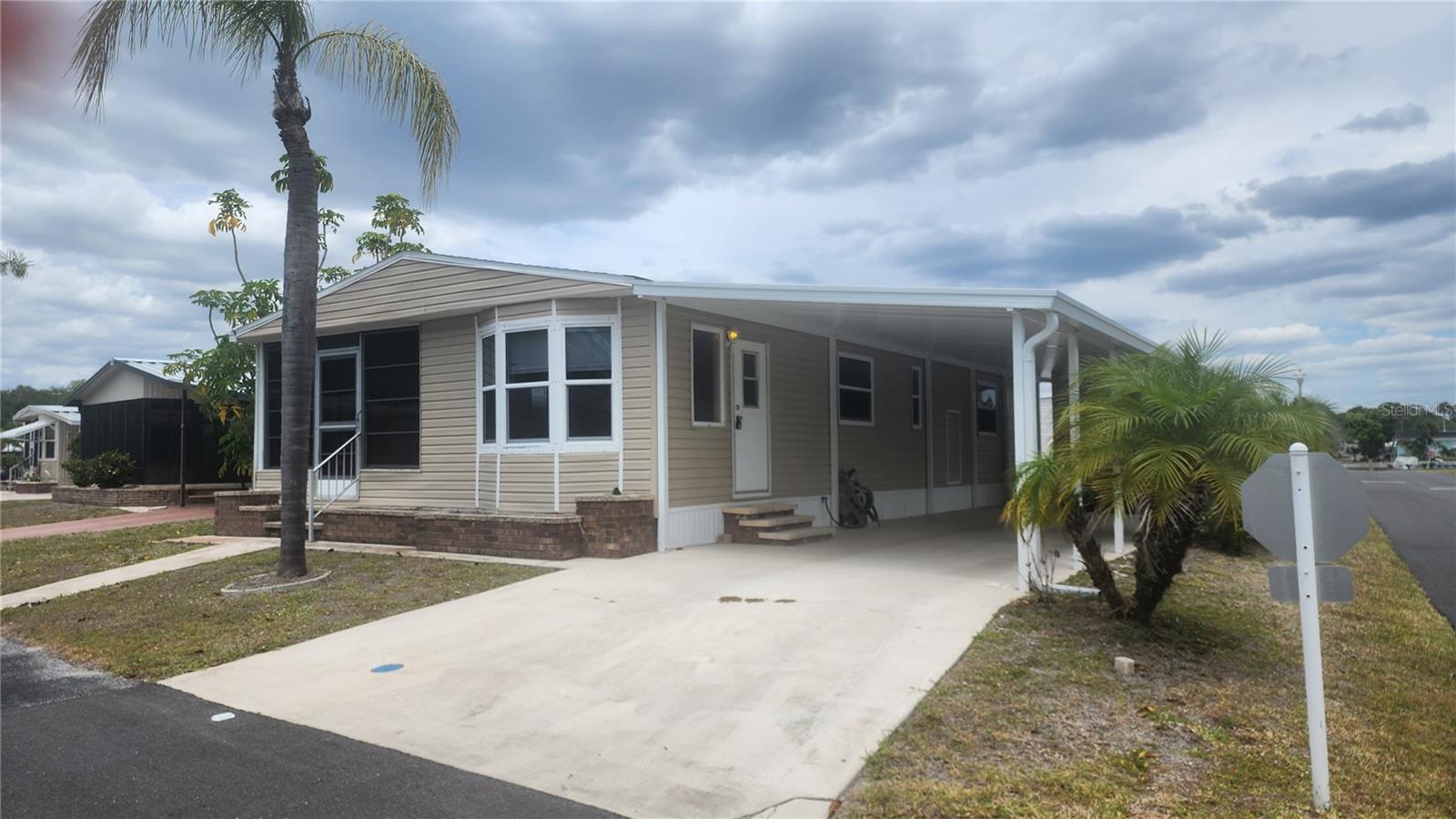 157 N Fiji Cir, FL