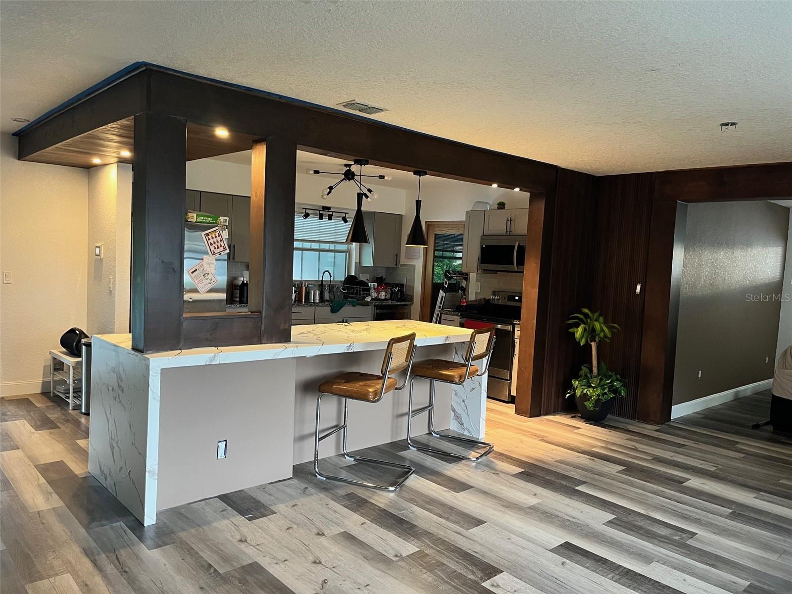 200 Spartan Drive, FL