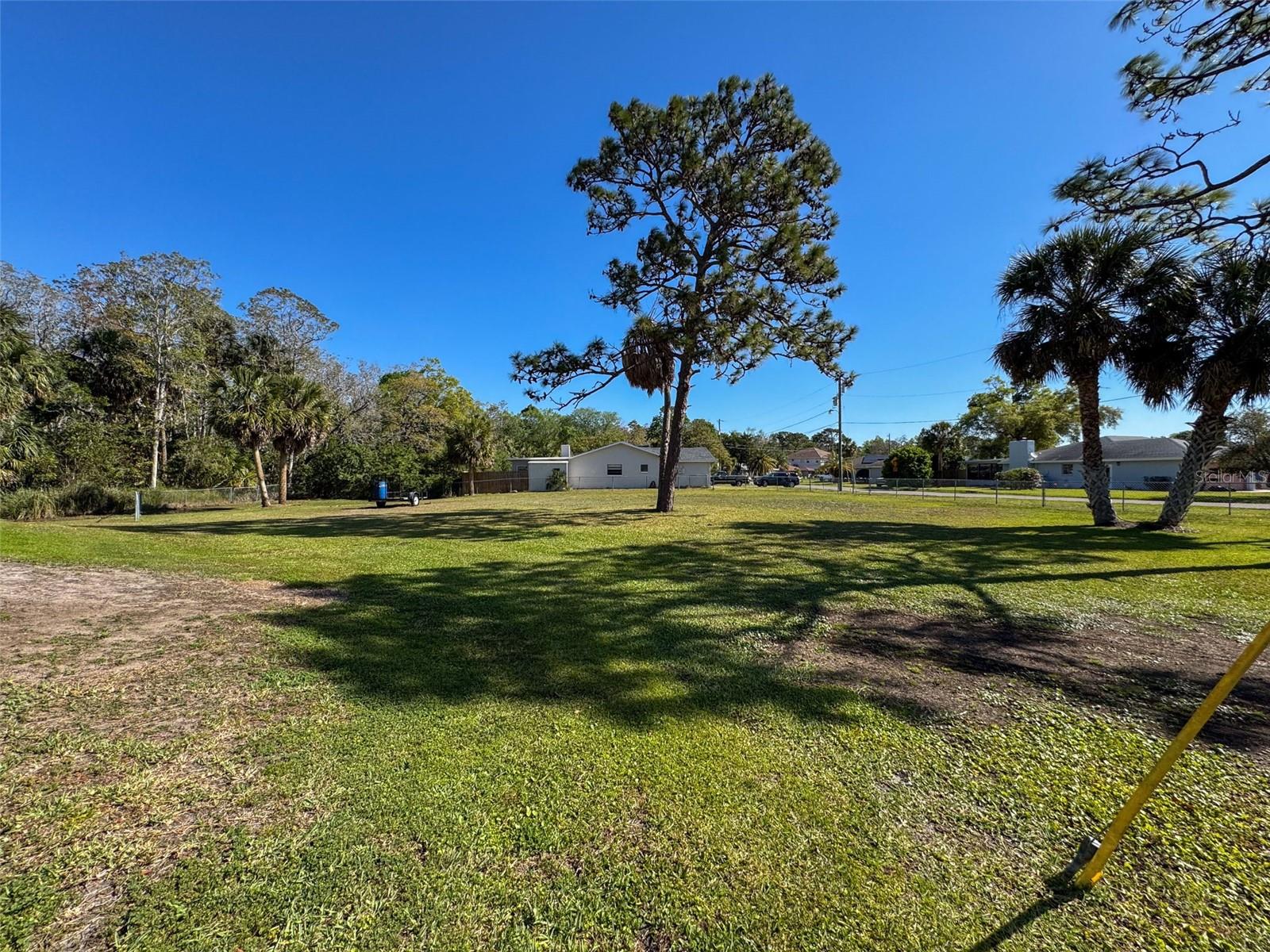 Indies Dr, FL