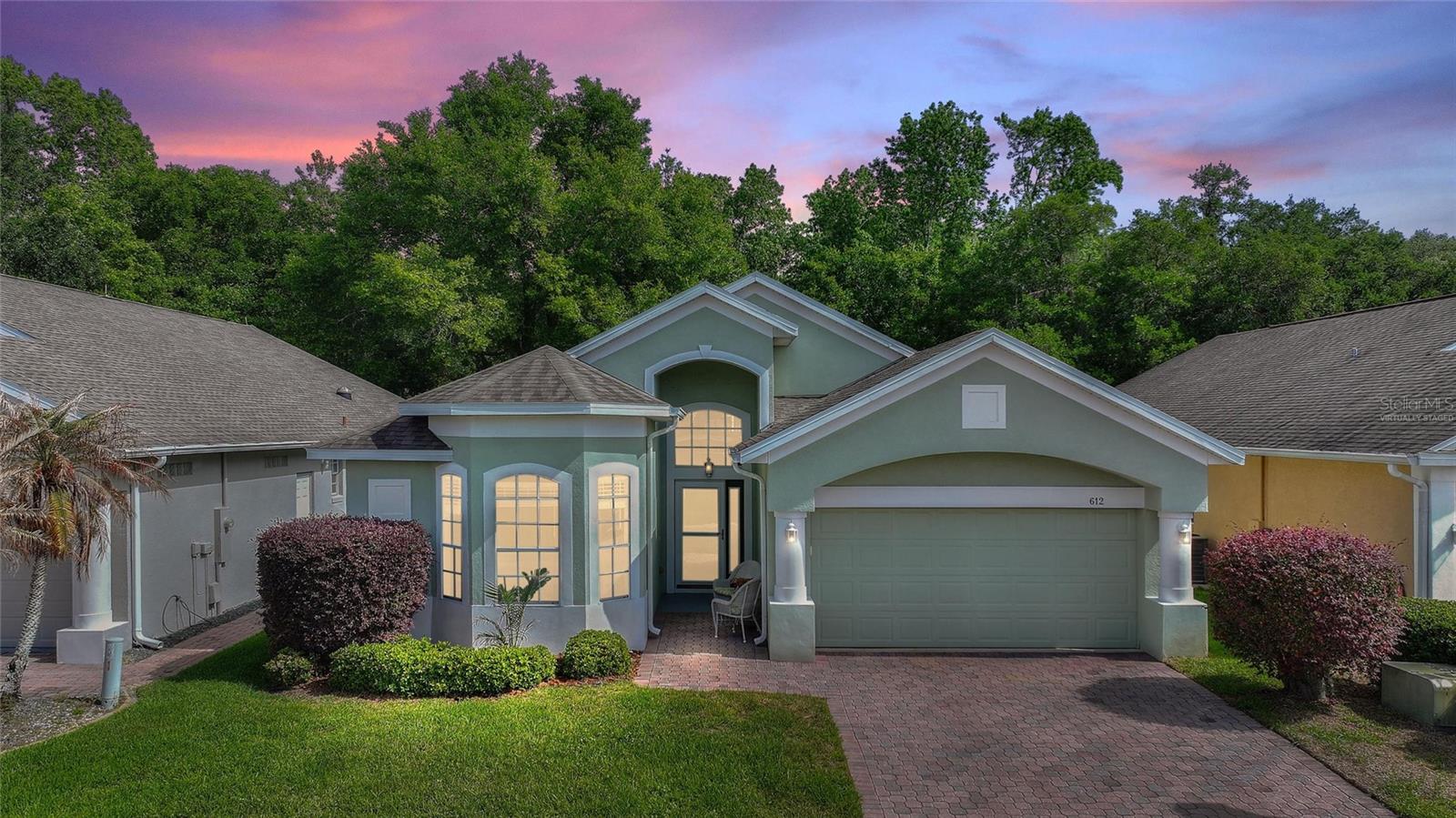 612 Vista Oaks Way, FL