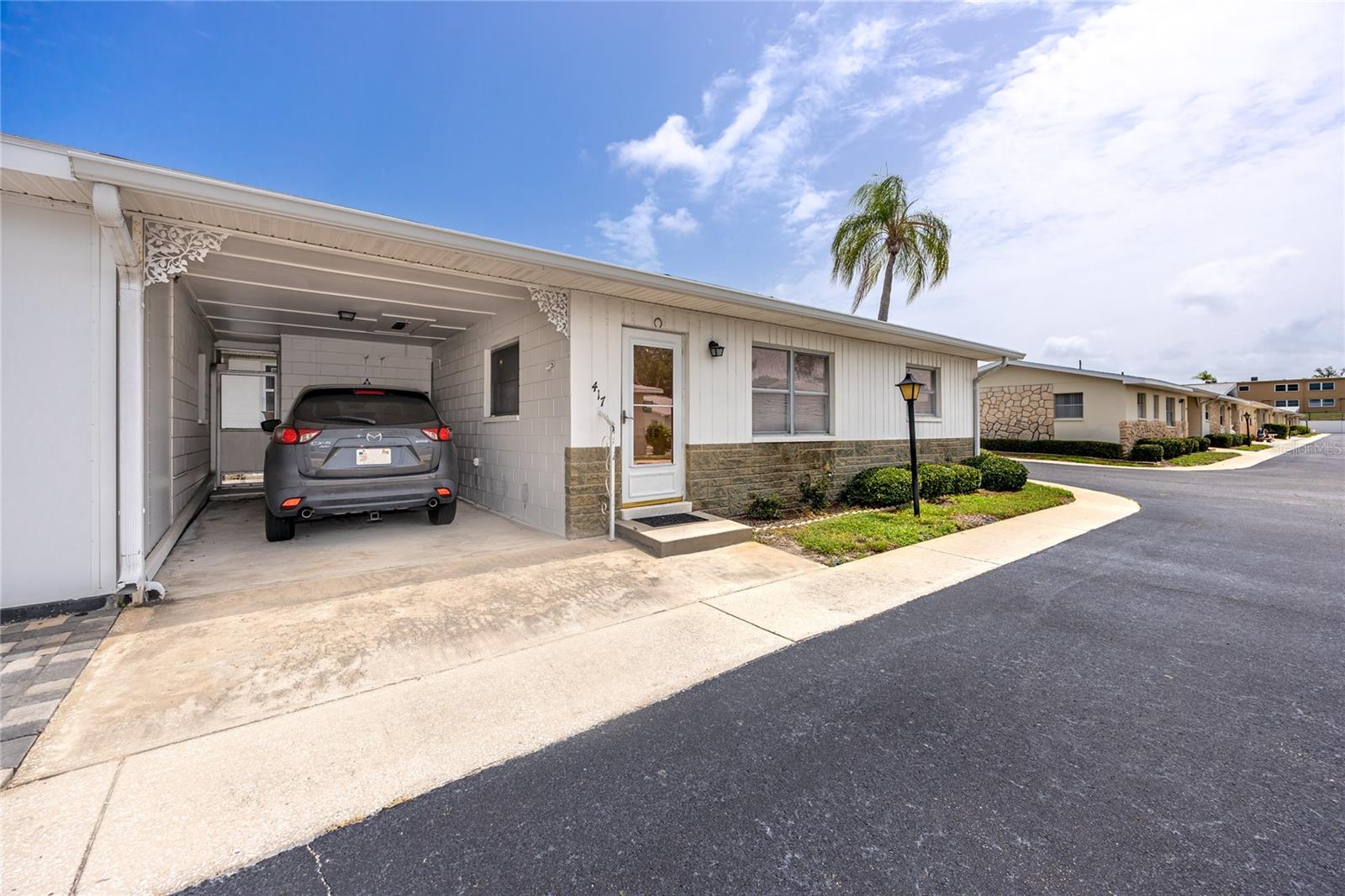 12400 Park Boulevard, FL