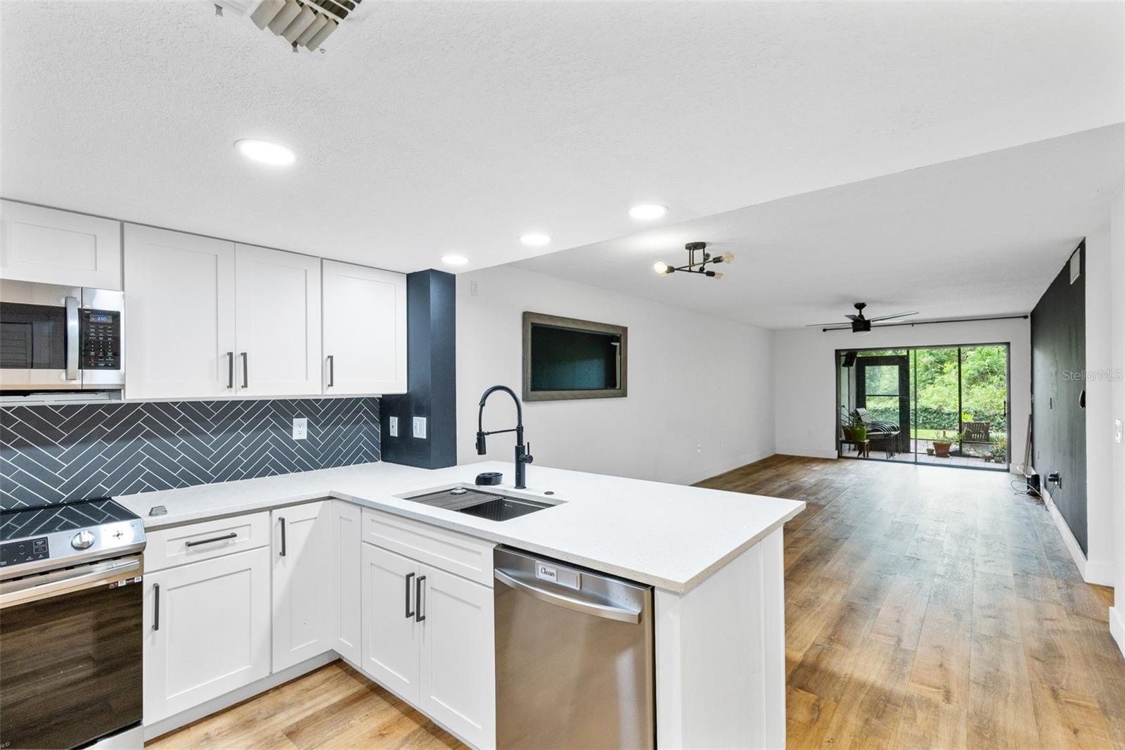 4101 Fairview Vista Point, FL