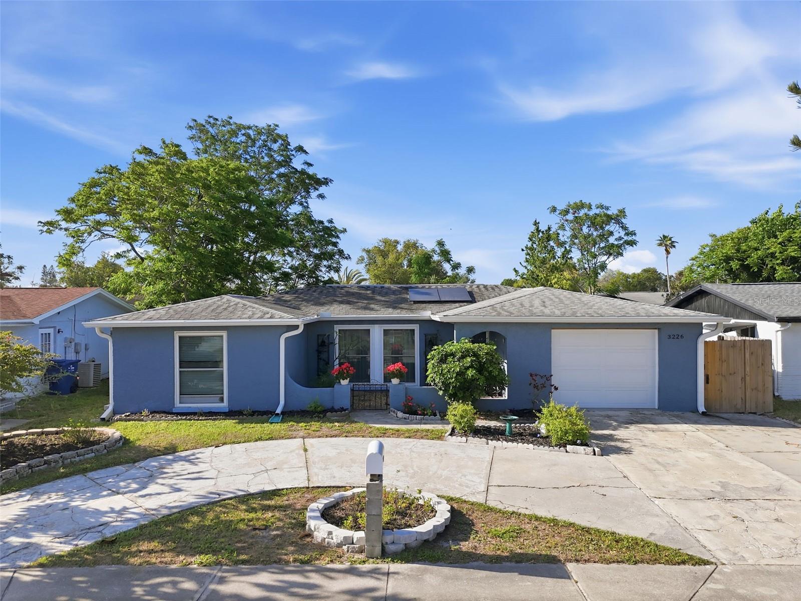 3226 Fairmount Dr, FL
