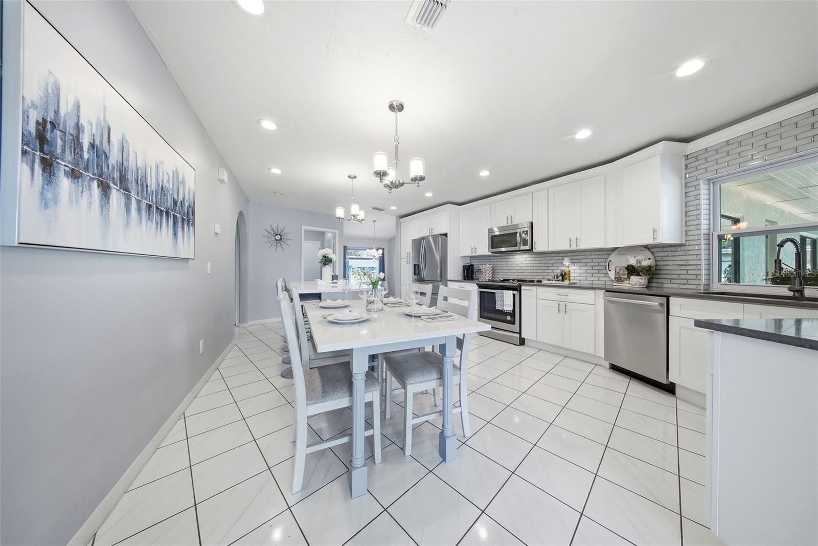 20140 County Line Road, FL