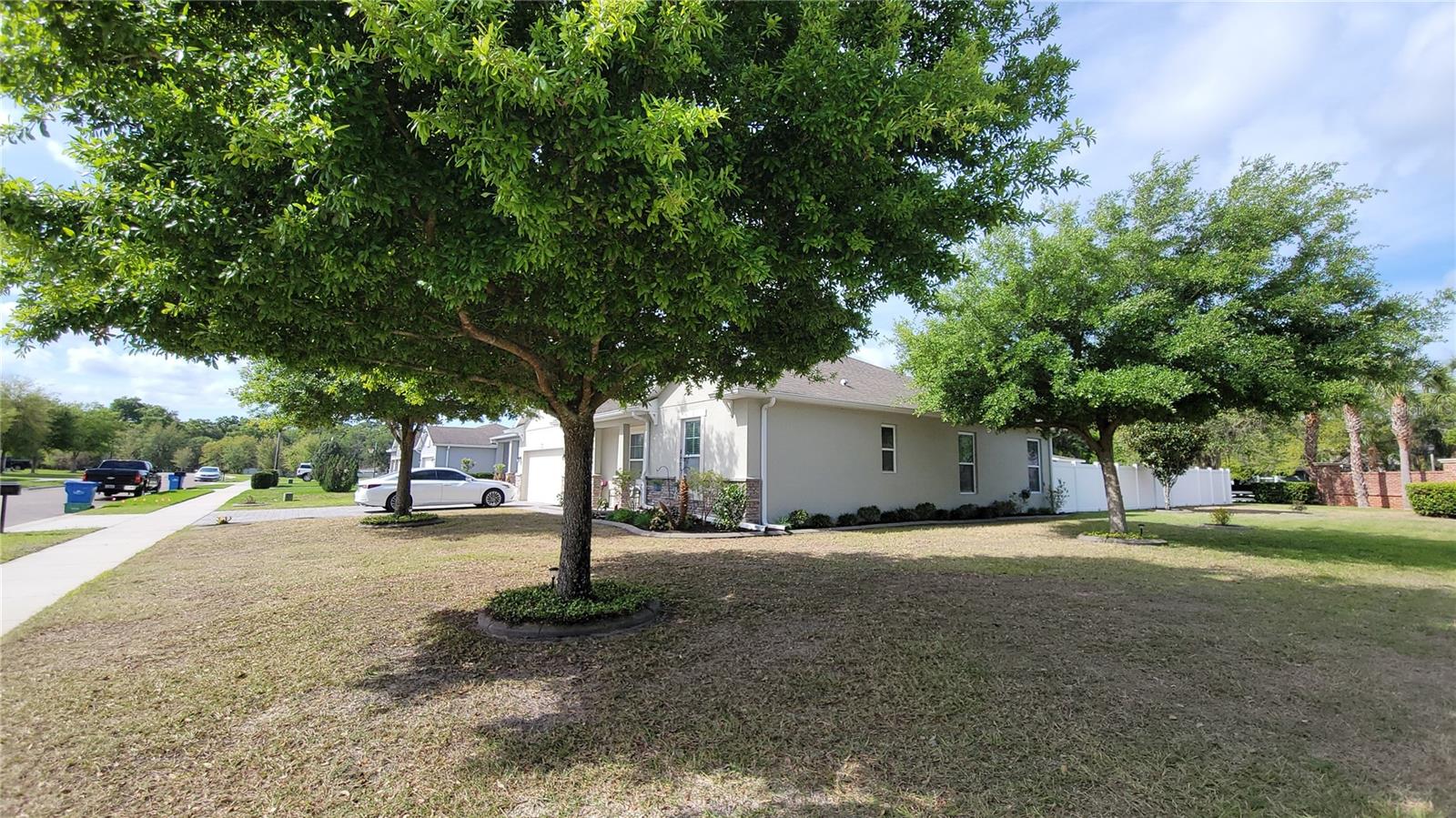 600 Sugar Ridge Dr, FL