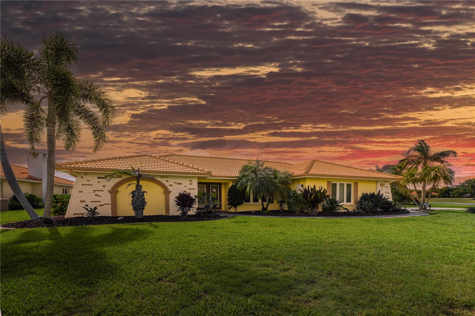 1800 Liesl Drive, FL