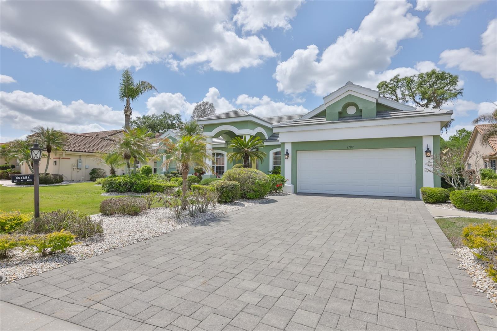 1107 Opal Ln, FL