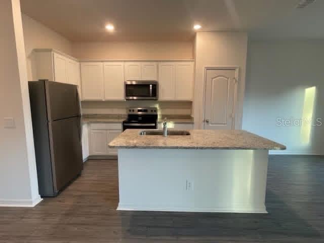308 Bass Court, FL