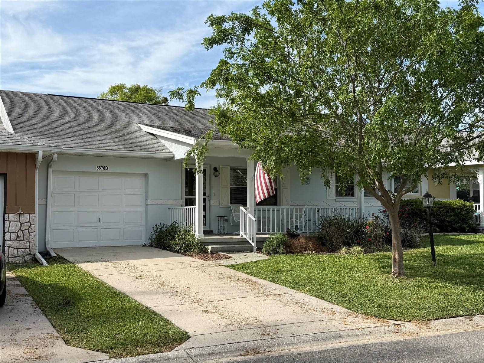 8678 95 Street, FL