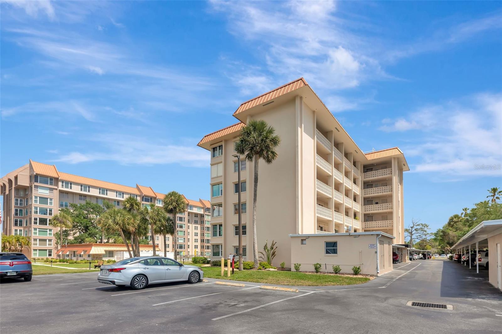 620 Edgewater Drive, FL