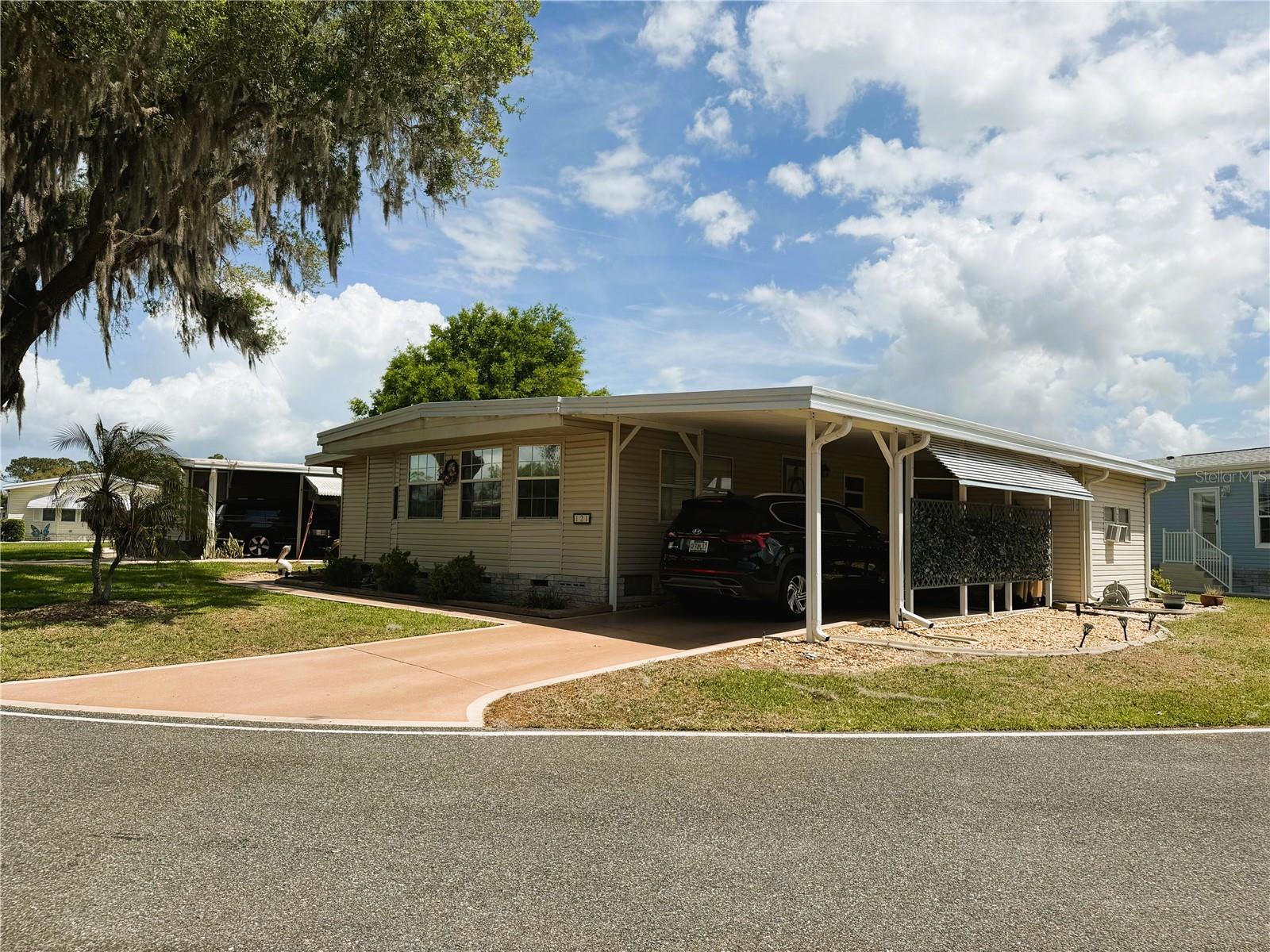121 Azalea Trail, FL