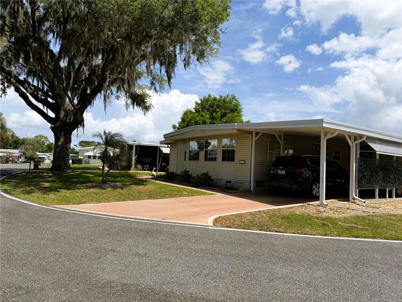 121 Azalea Trail, FL