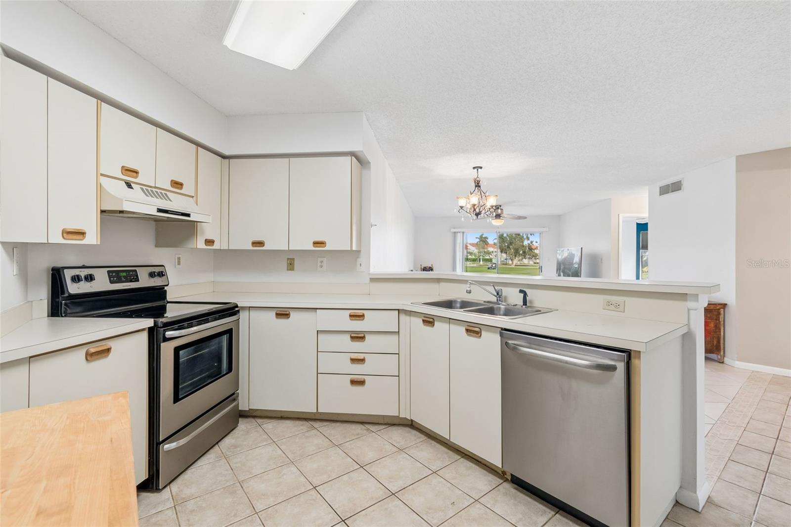 6000 Bahia Del Mar Circle, FL
