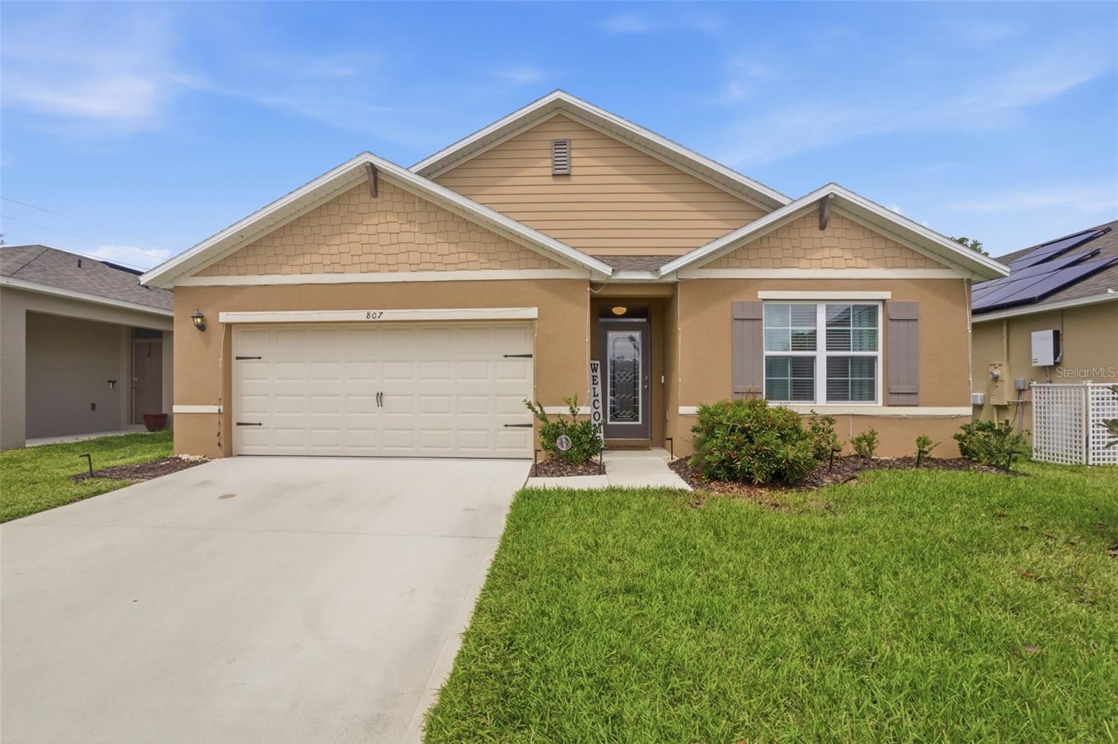 807 Amhurst Dr, FL