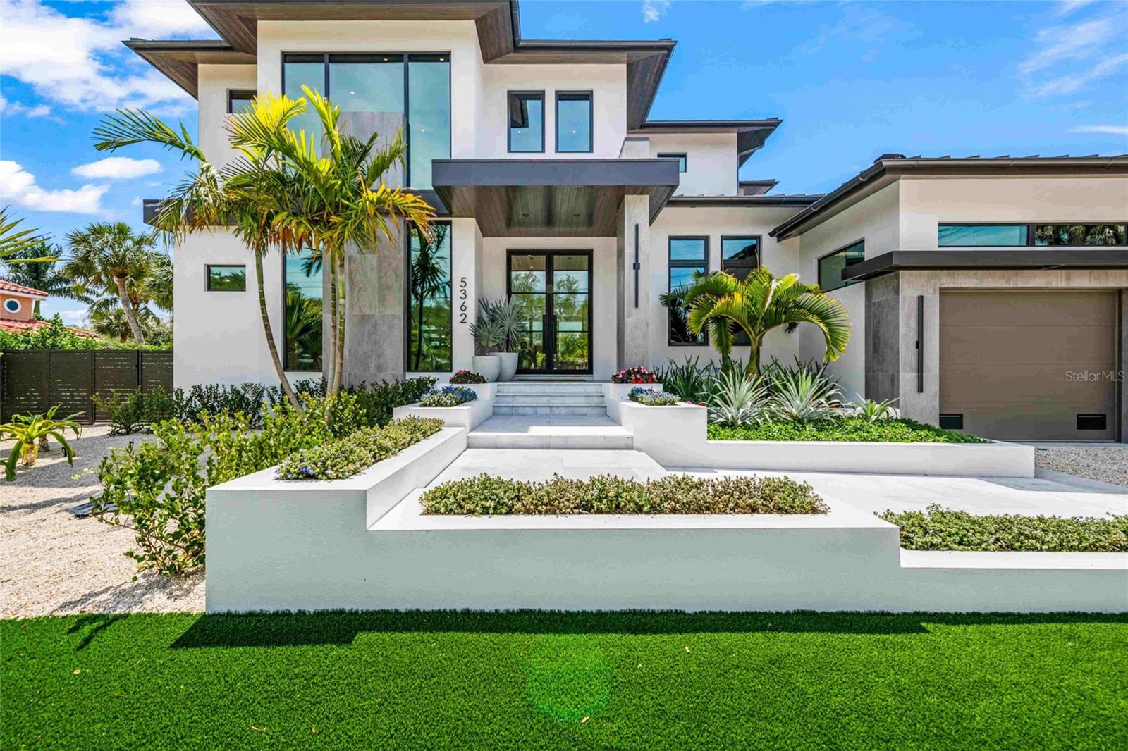 7233 Pine Needle Road, FL
