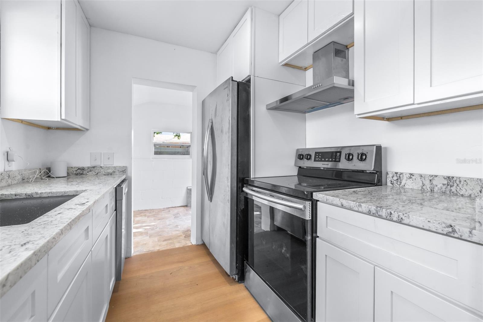 217 4th Avenue, FL