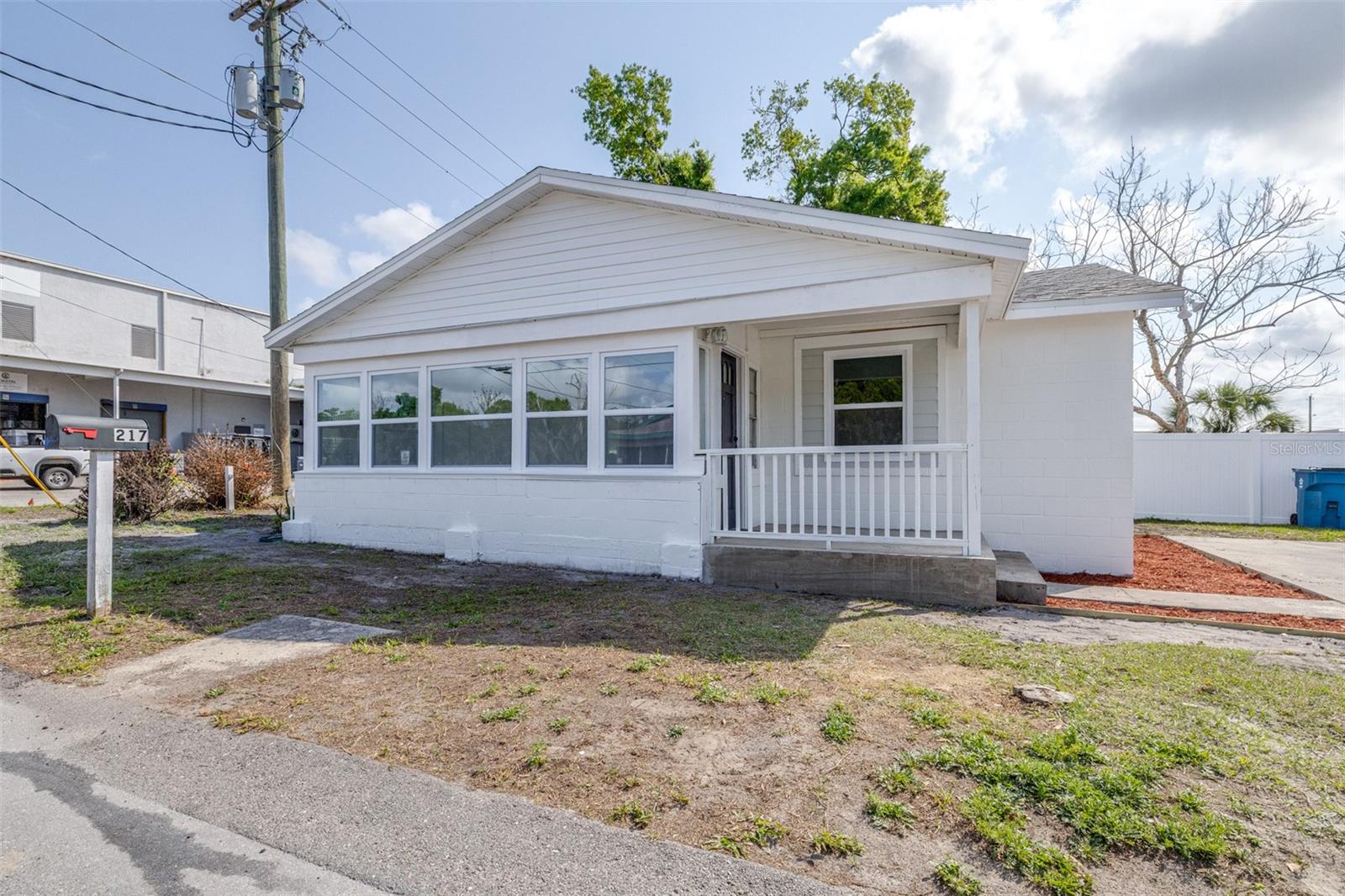 217 4th Avenue, FL