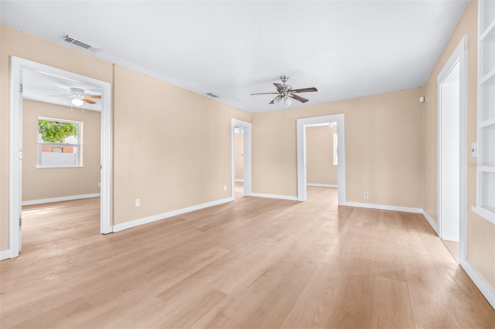217 4th Avenue, FL
