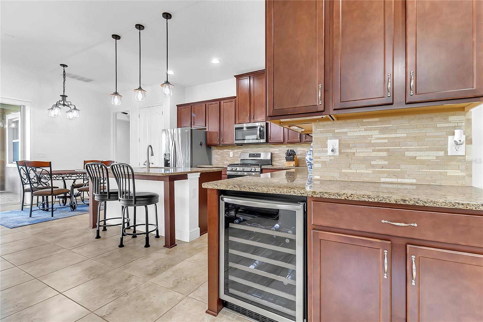 5017 Fountainwood Drive, FL