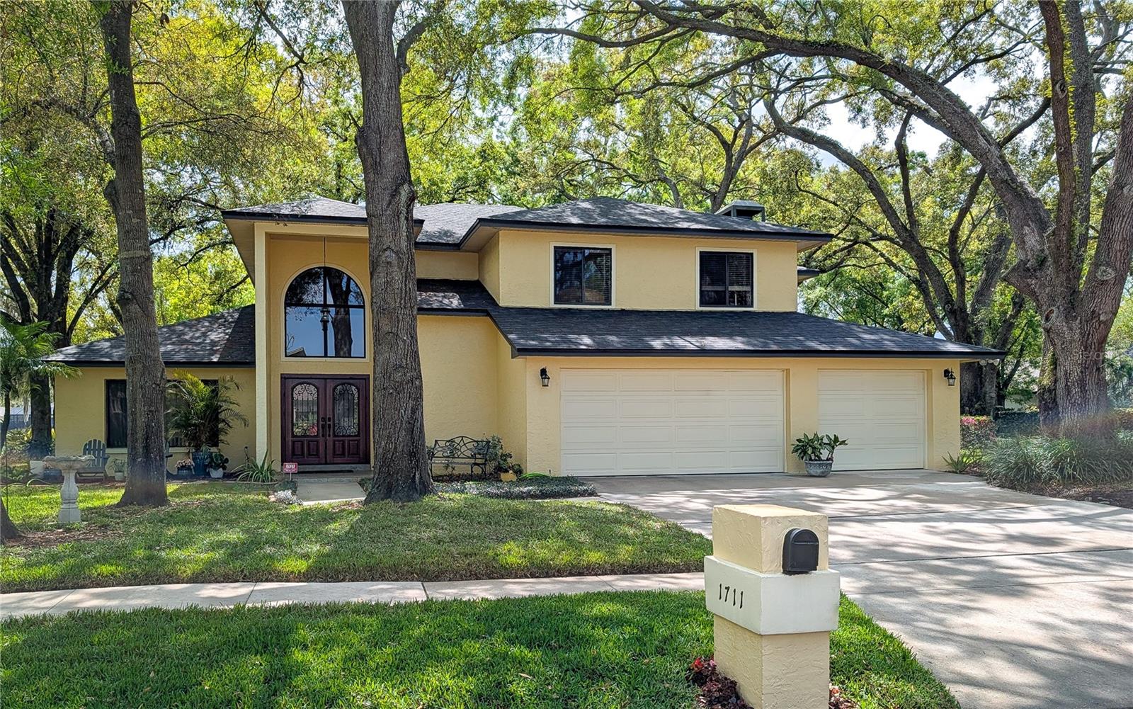 1711 Magdalene Manor Drive, FL