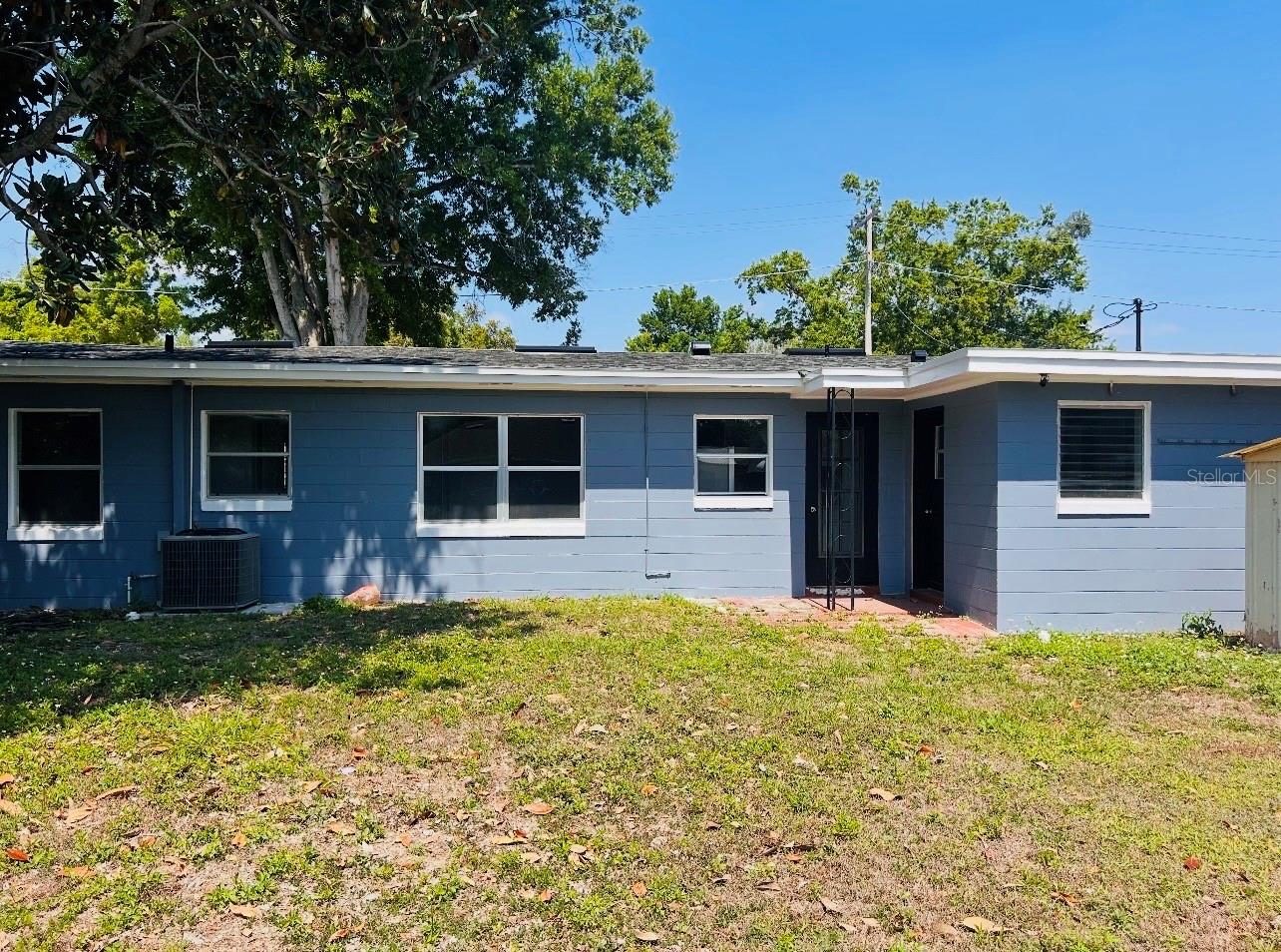 2214 Ave B Sw 2214 Ave B Sw, FL