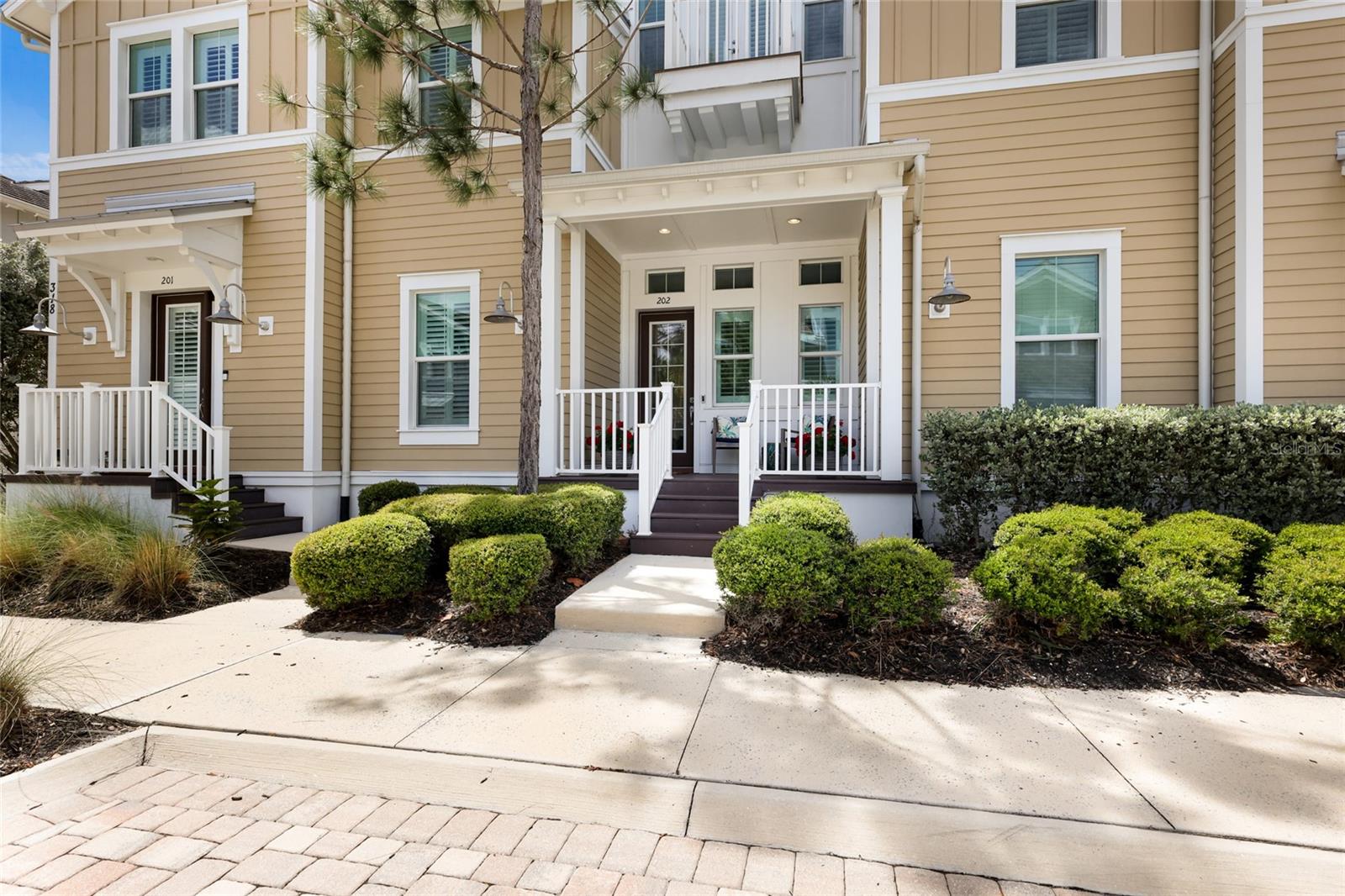 318 Compass Point Drive, FL
