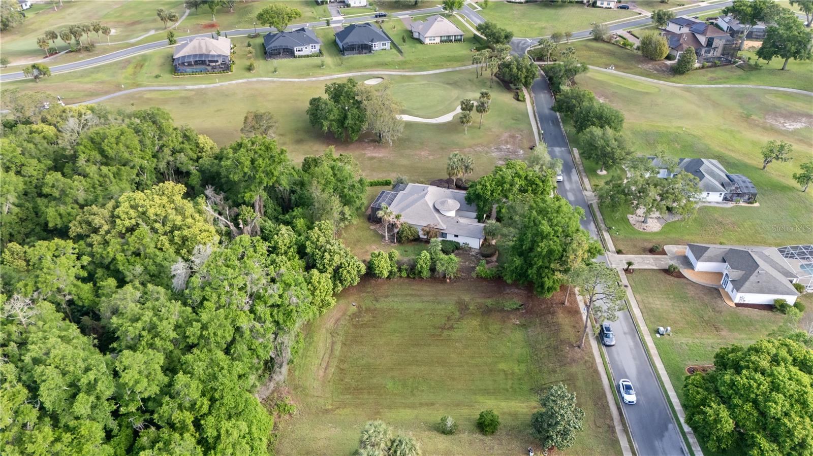 5204 Greens Drive, FL