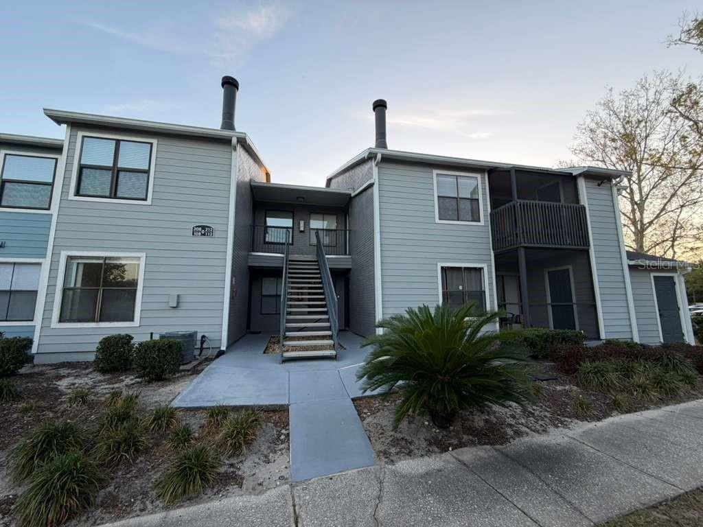 3708 Idlebrook Cir #212, FL