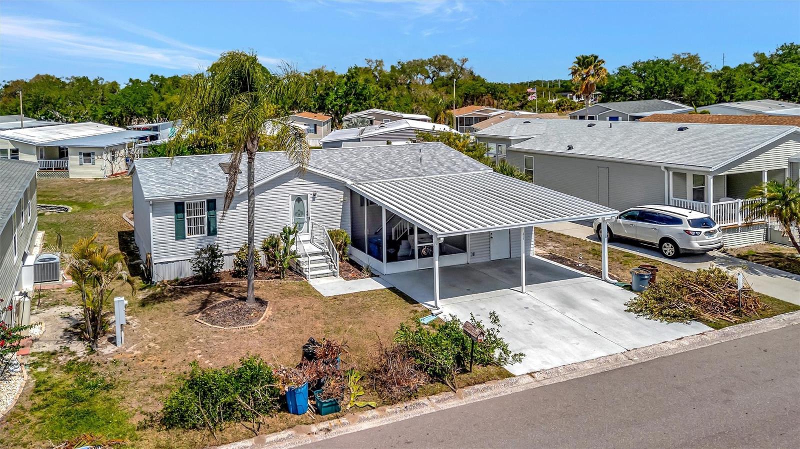 211 Port Royal Lane, FL