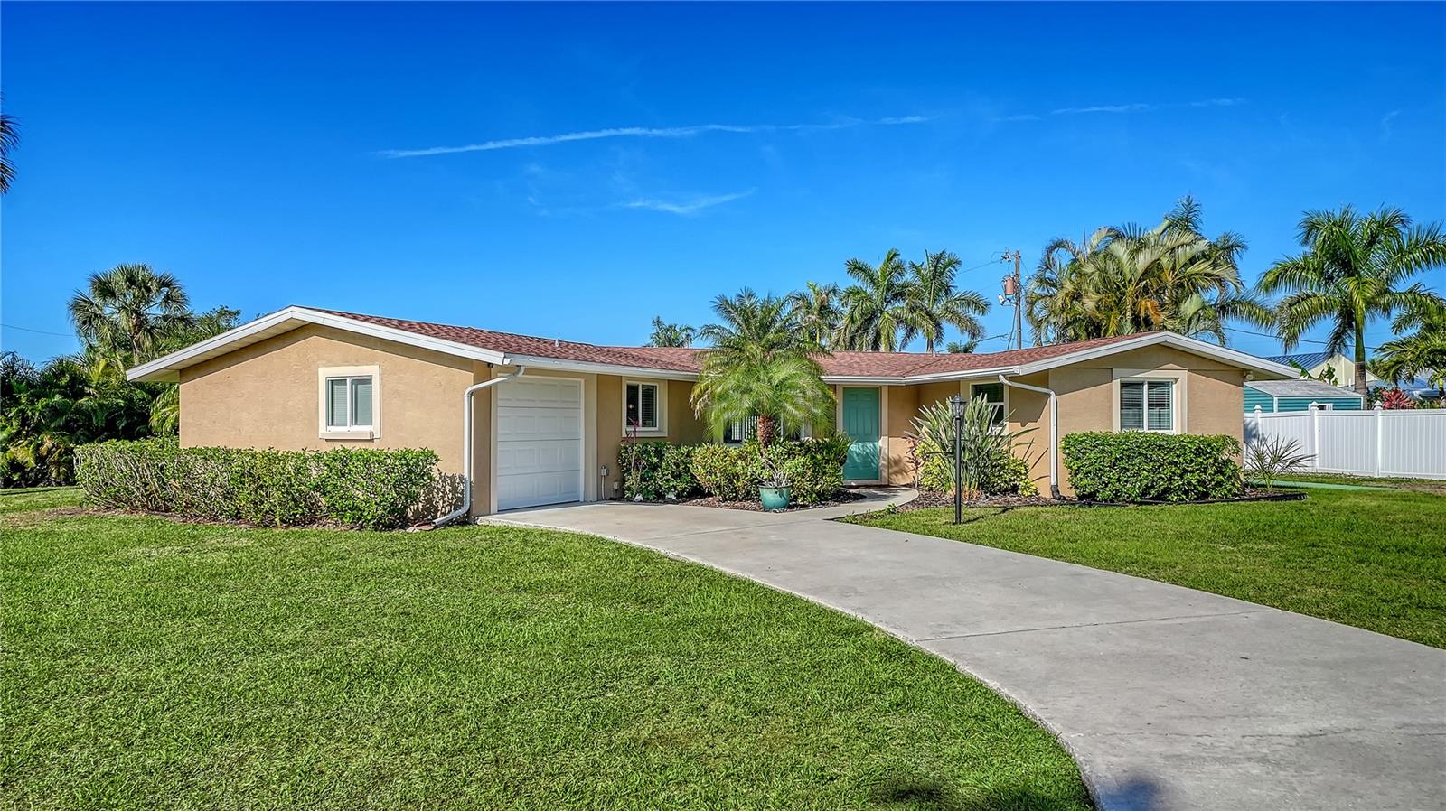 6620 Avenue C, FL