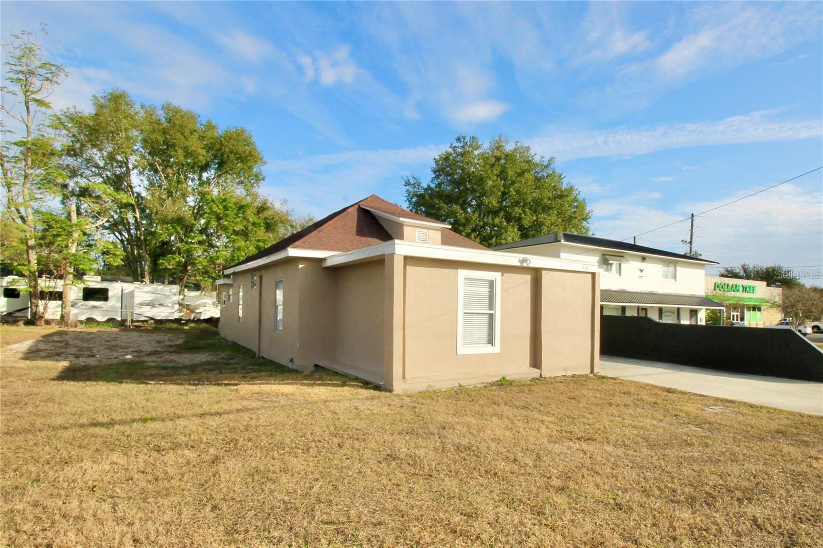 610 Dundee Road, FL