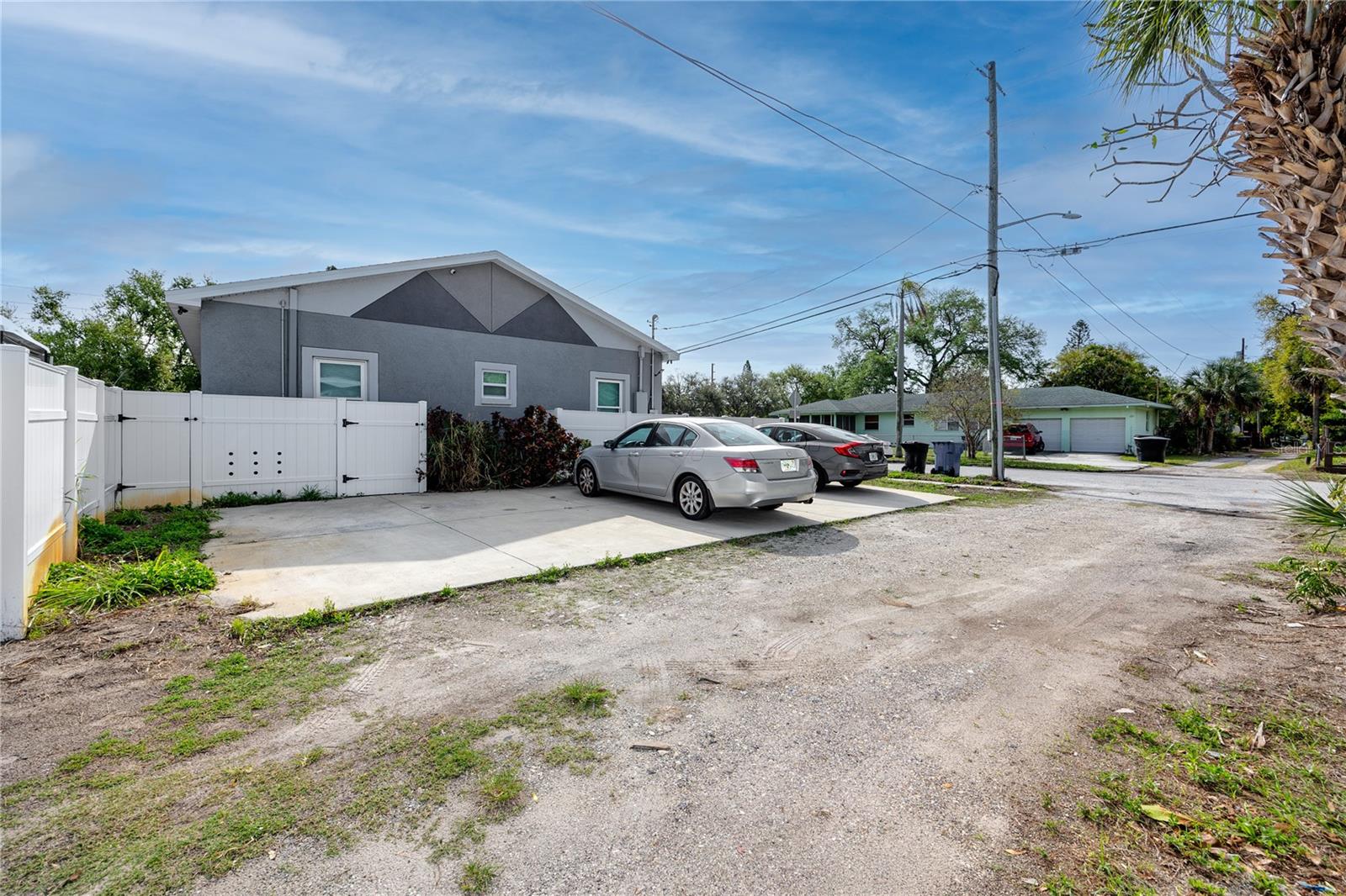 1835 16th Street, FL