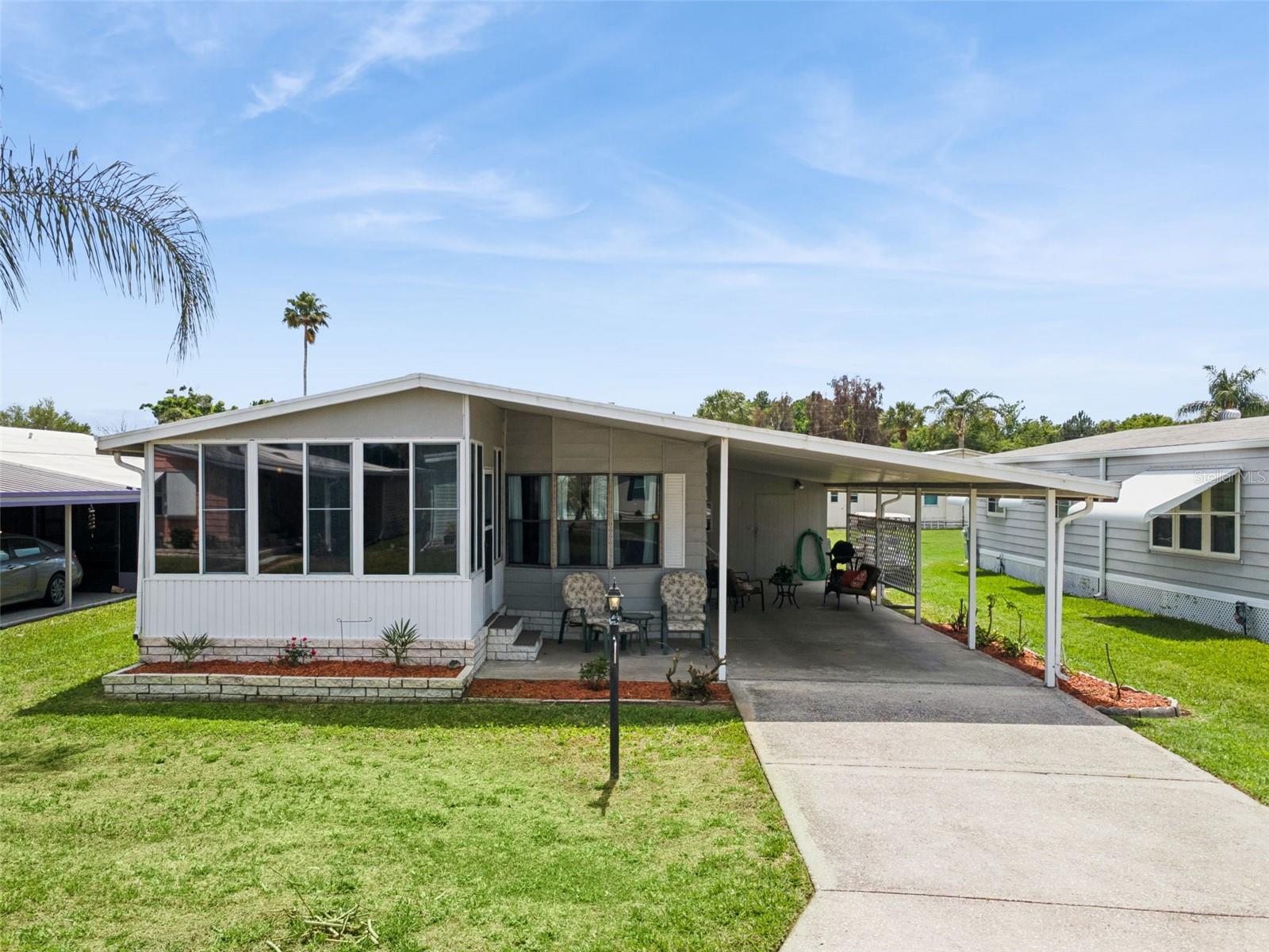 125 Lake Hazel Drive, FL