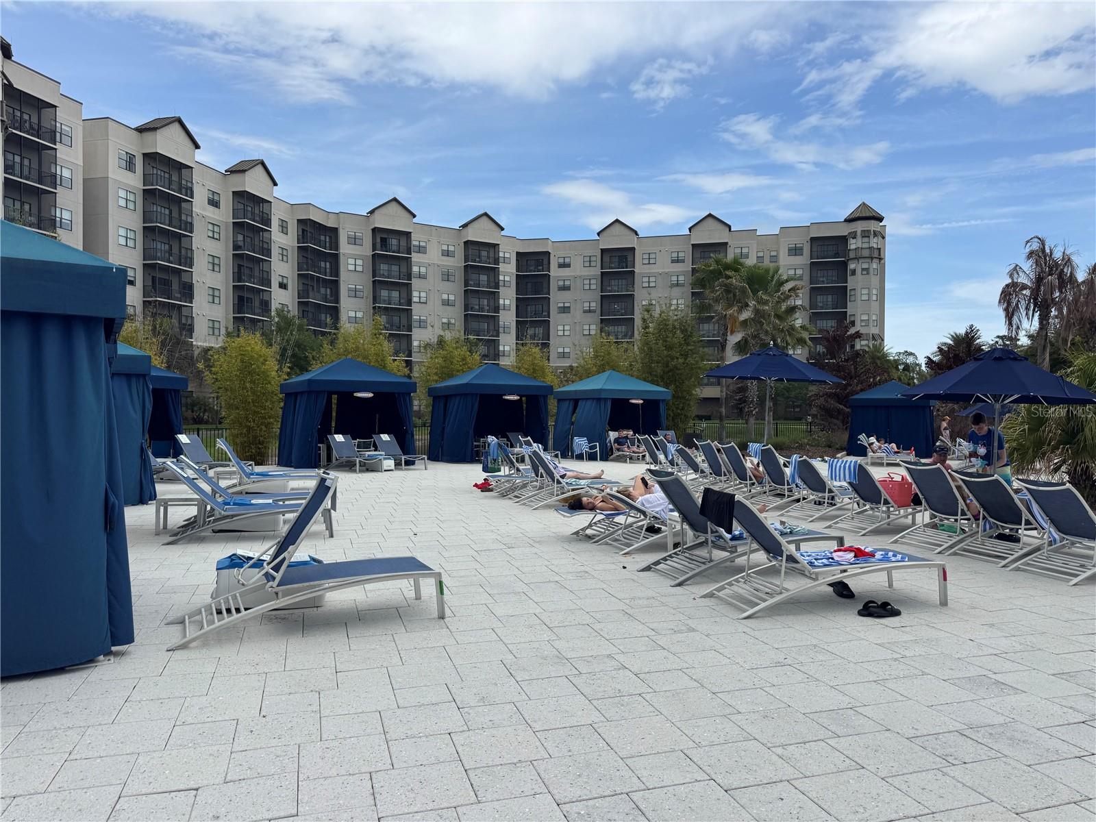 14501 Grove Resort Ave #1110, FL