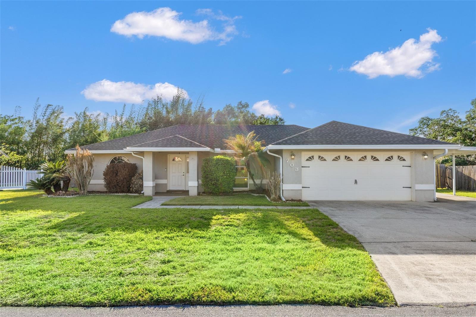 703 Scott Lake Village, FL