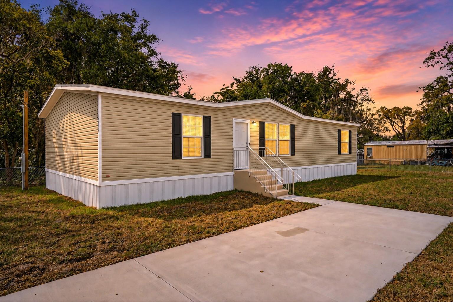12015 Westbay Avenue, FL