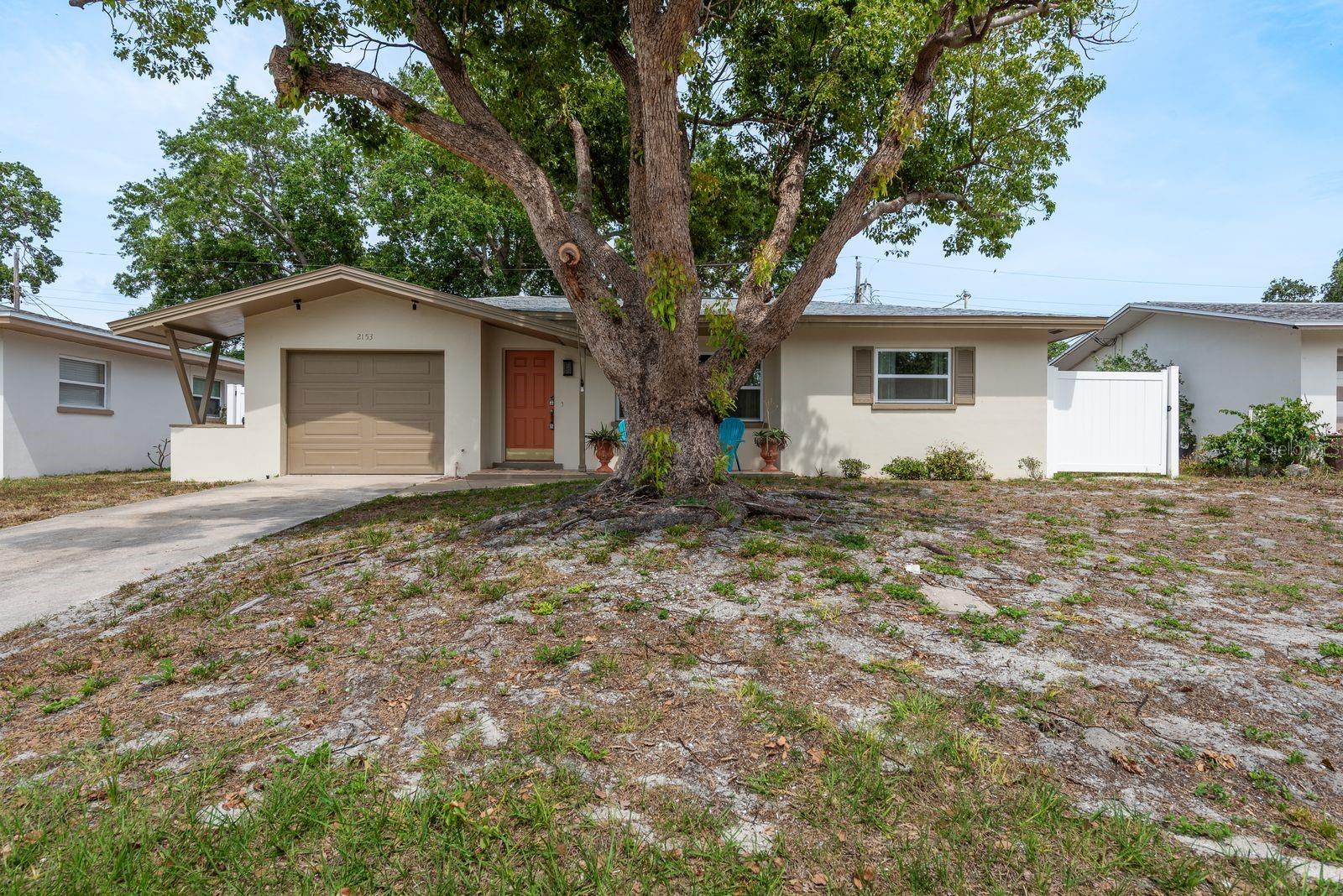 2153 Pocahontas Drive, FL