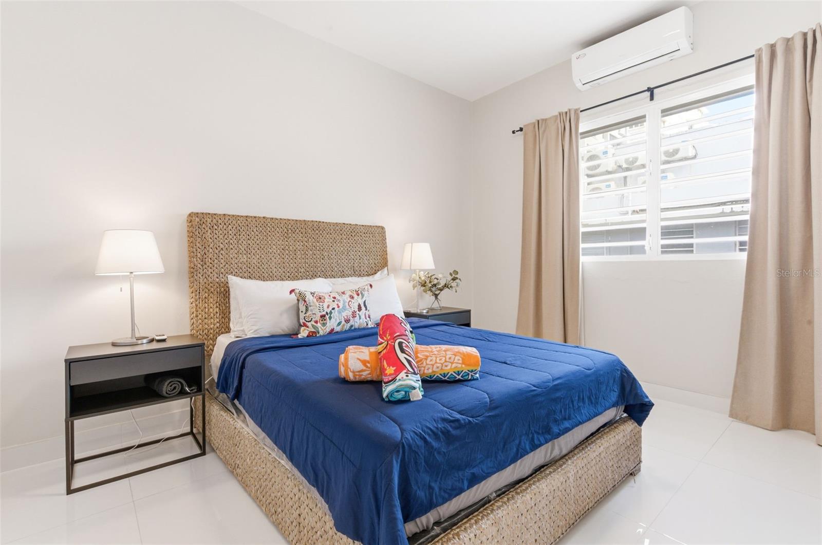 56 Calle F Krug Condado, PR