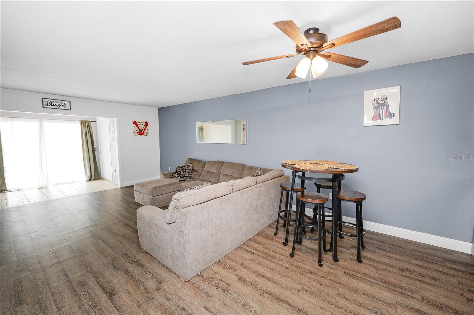 404 Country Lane, FL