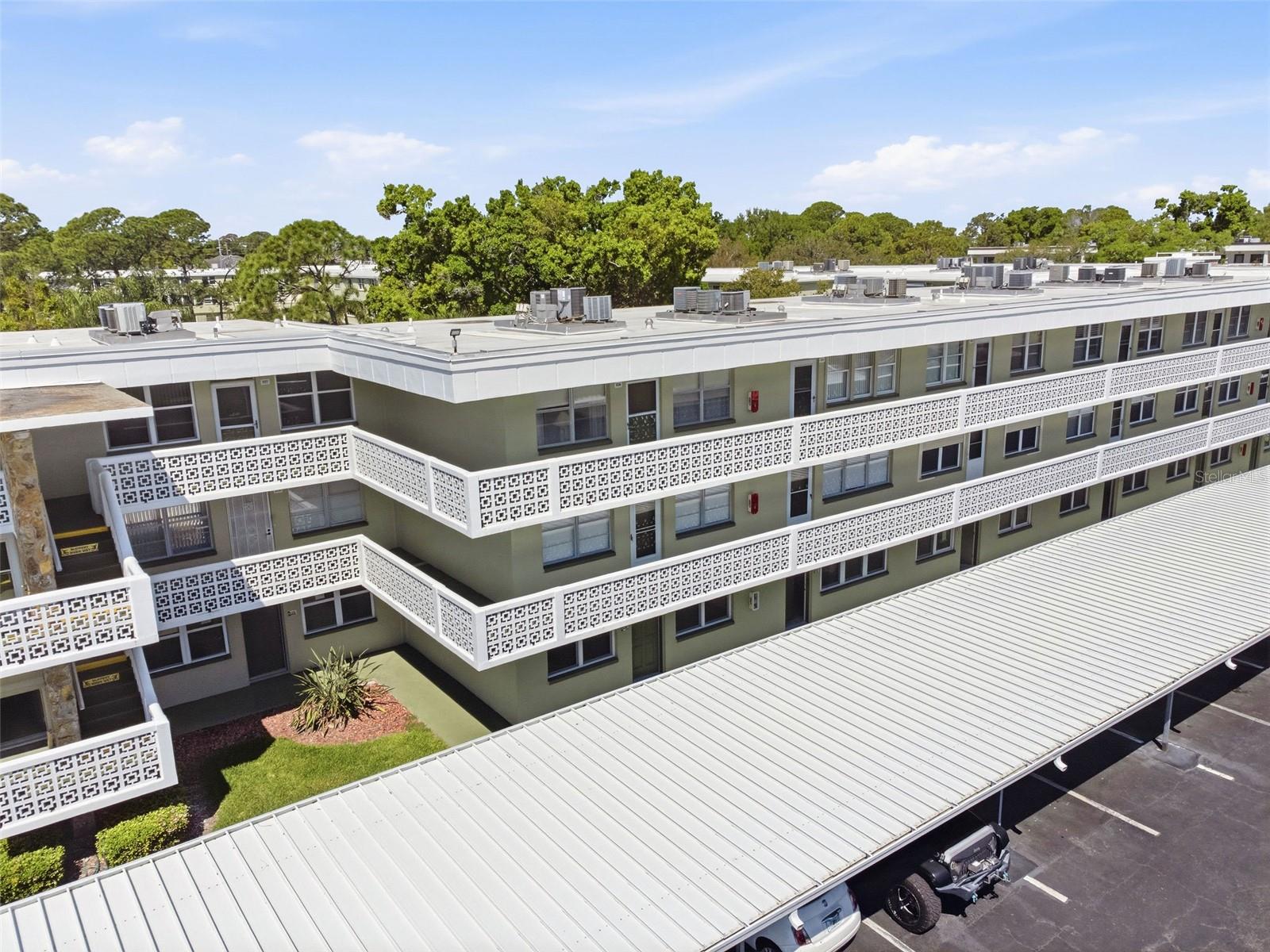 4890 Bay Street, FL
