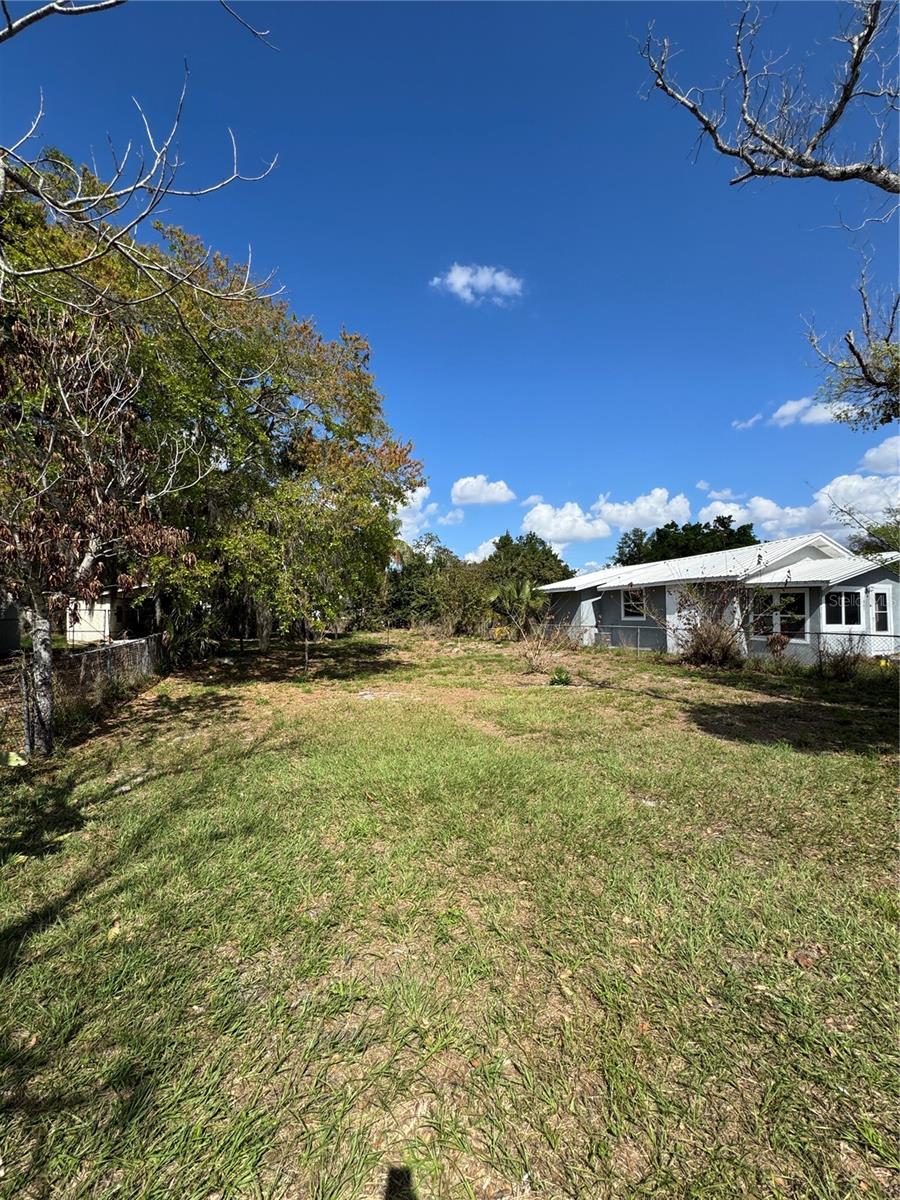 831 4th Street, FL