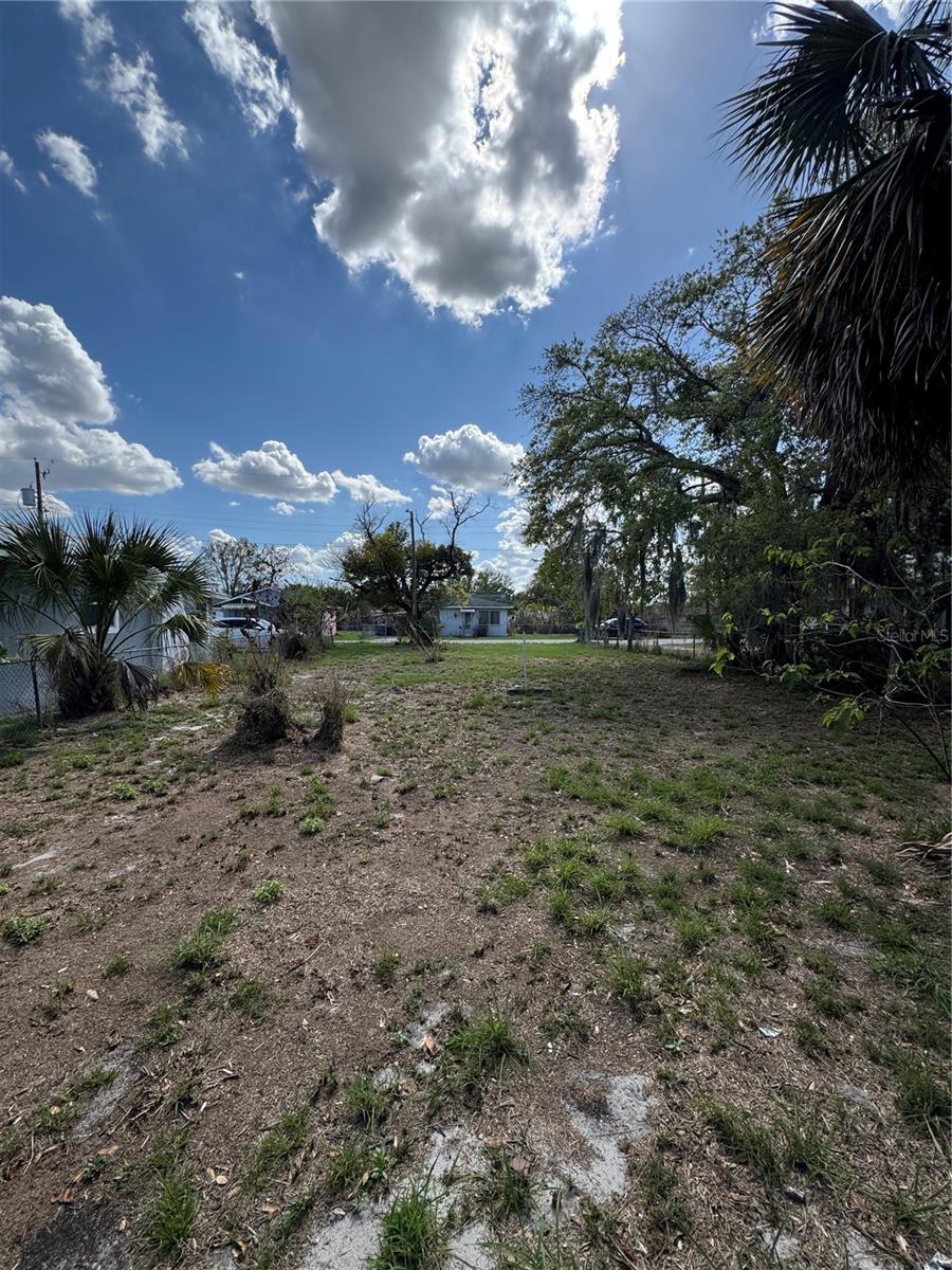 831 4th Street, FL