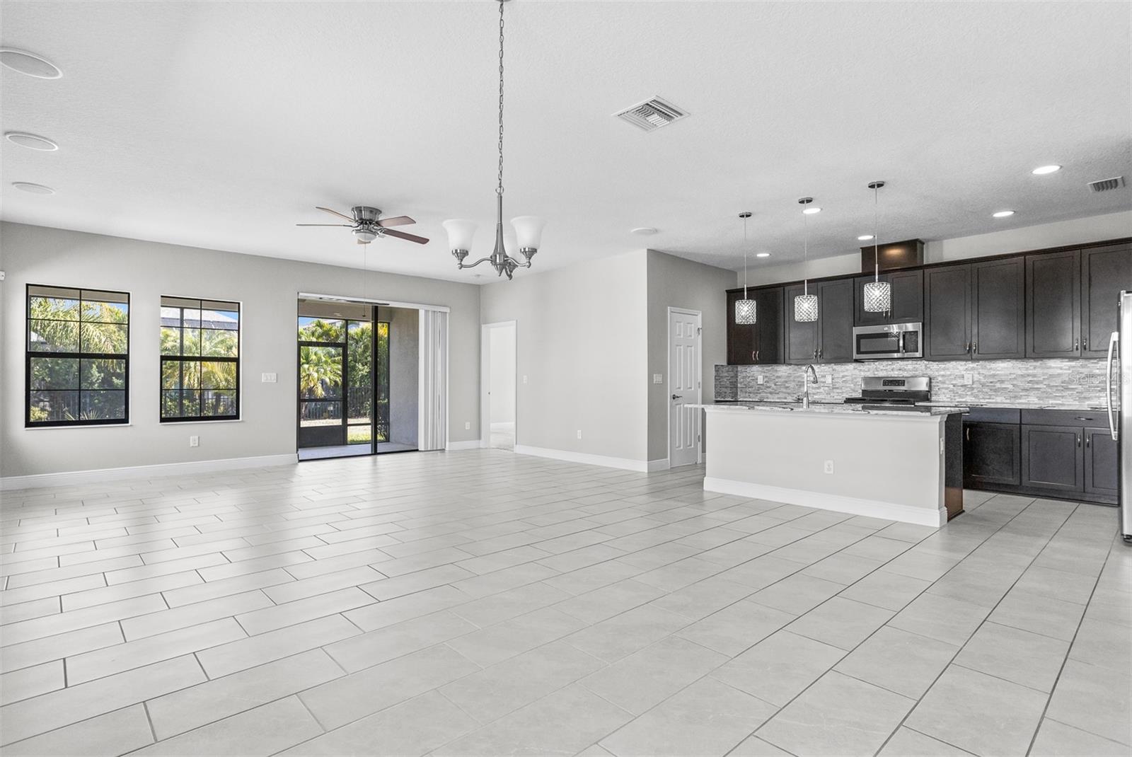 6906 Paradiso Drive, FL