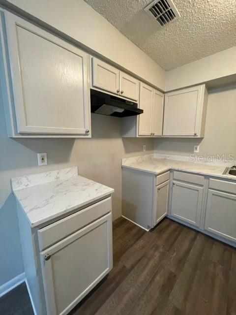 2415 Idlewild Street, FL