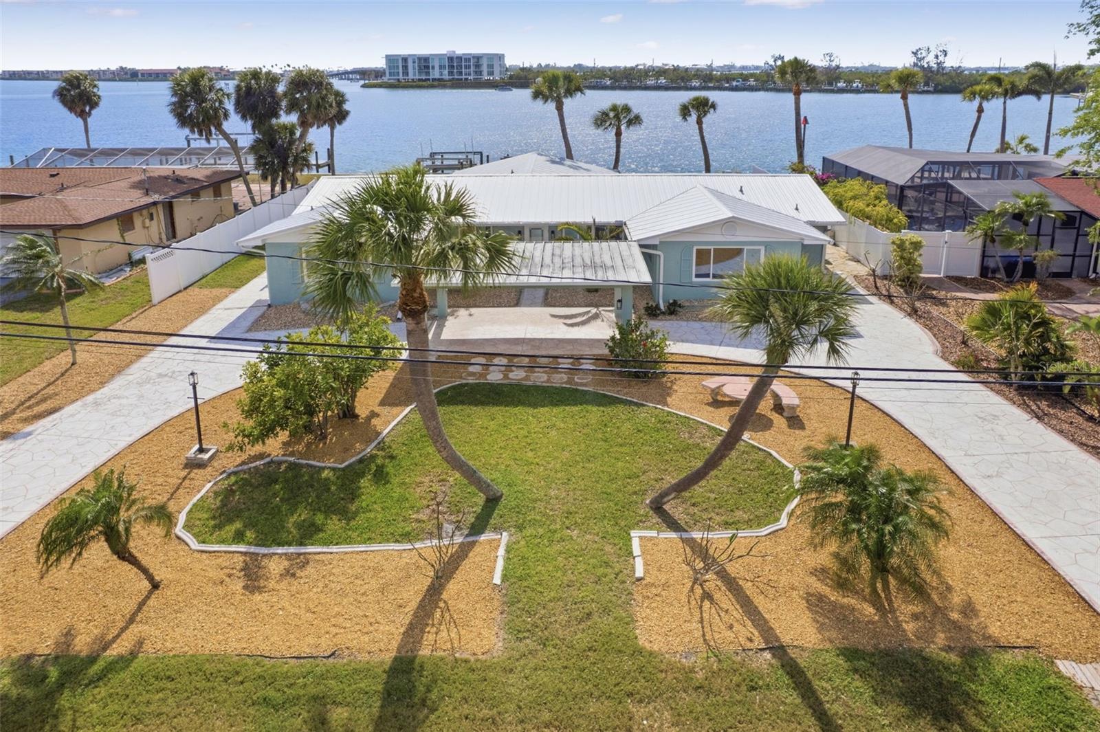1424 Lemon Bay Drive, FL