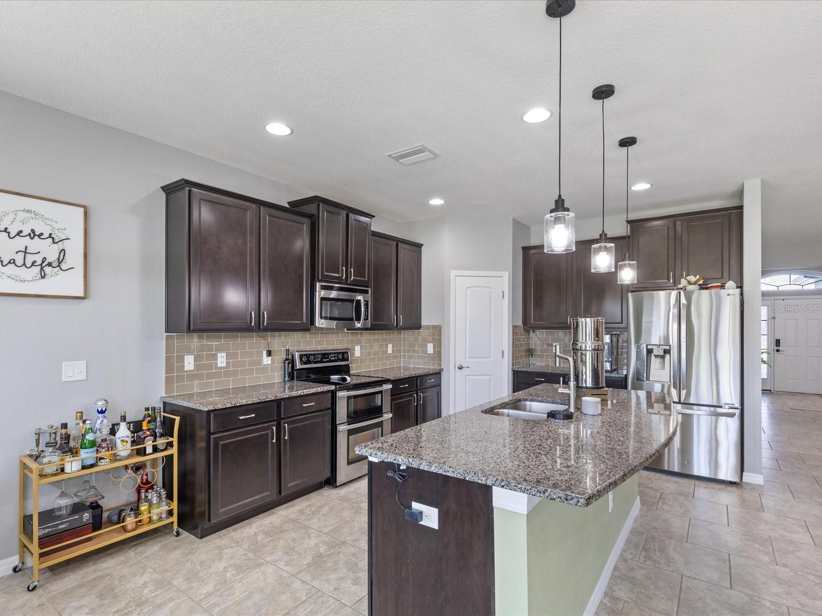 445 Bahama Grande Boulevard, FL