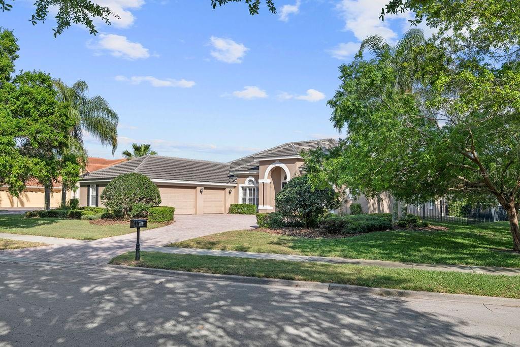 2523 Saint Ignatius Court, FL