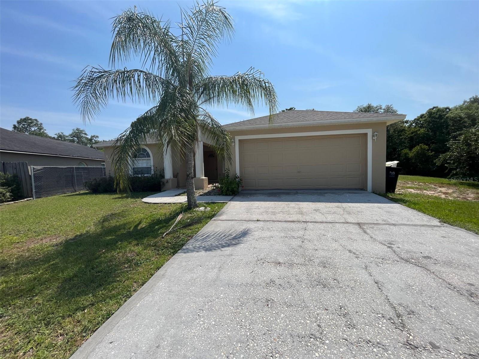 435 Magpie Ct, FL